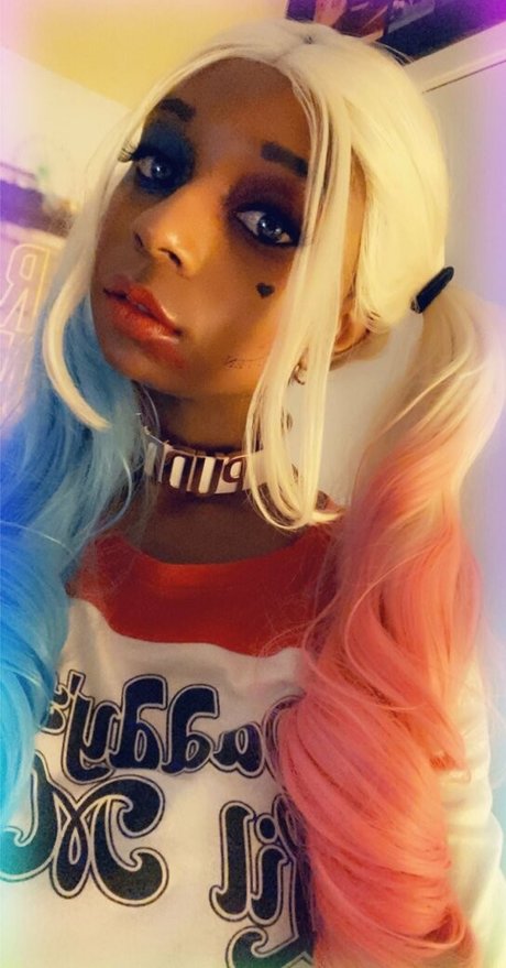 misskrisskosplay onlyfans leaks sex