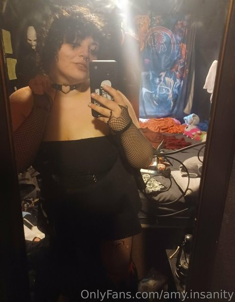 amy insanity pics onlyfans