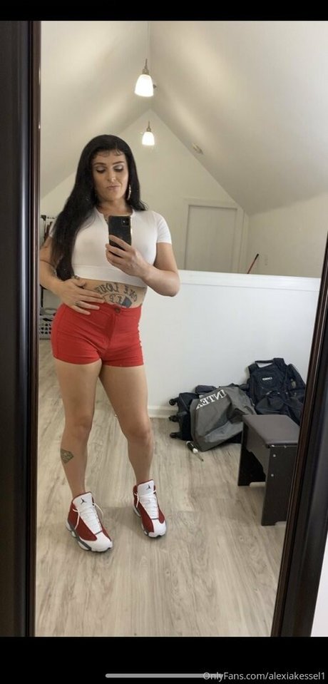 alexiakessel1 onlyfans pictures