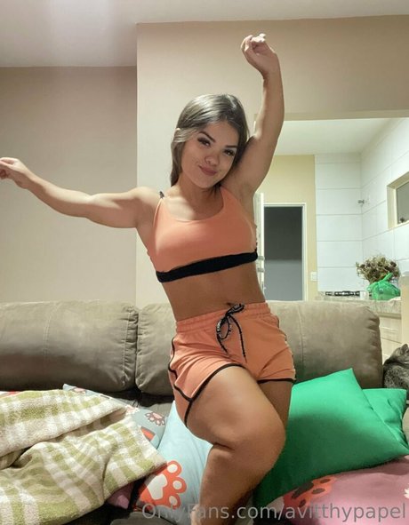 Vithoria Papel only fans nudes