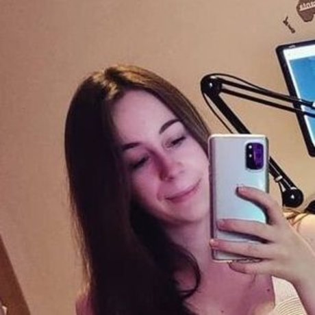 actuallyalisa nudes onlyfans leak