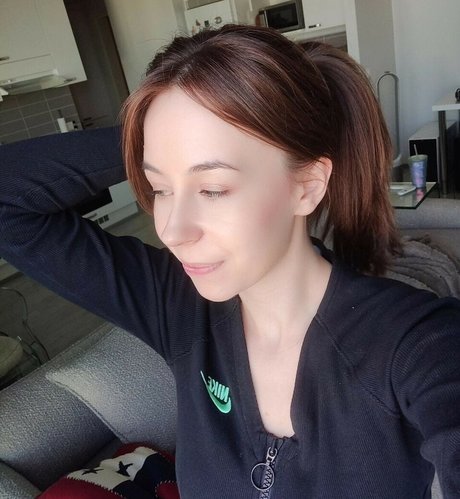 actuallyalisa desnuda onlyfans