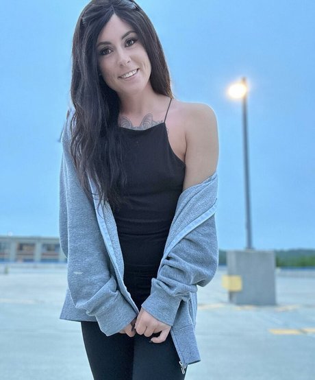 torylovexxx Profile pic