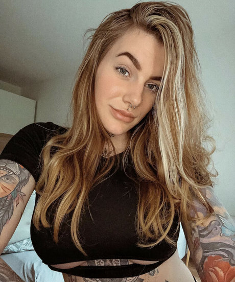 aline mc lovin onlyfans pictures