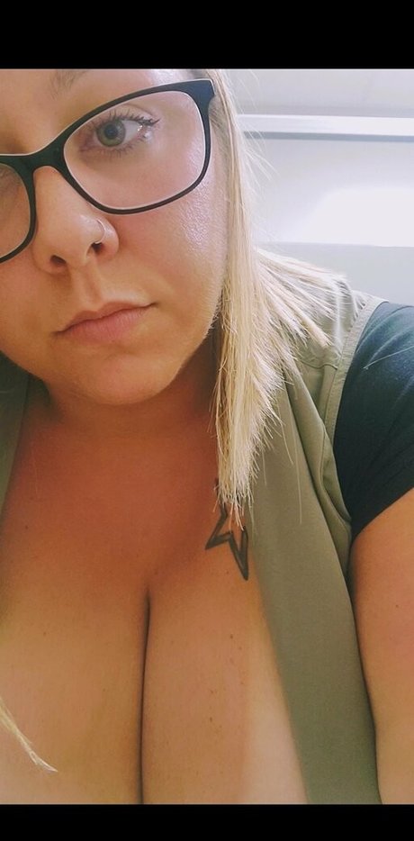 sexybbwmom11 leaks only fans