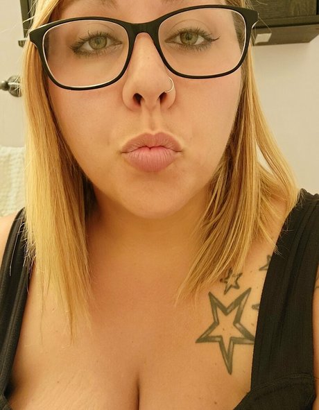 sexybbwmom11 onlyfans pics