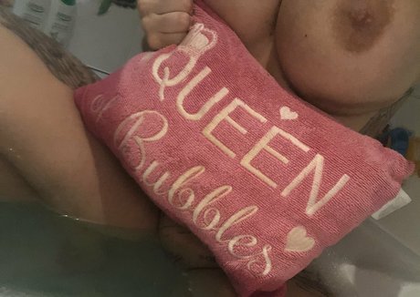 roxikeogh nude on onlyfans