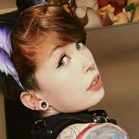 Ember Wolf only fans naked