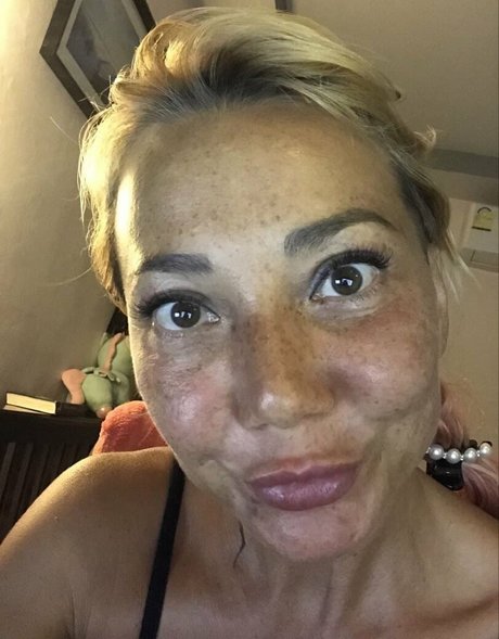 Mommy Di onlyfans leak xxx