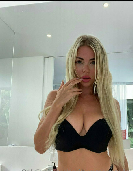 yogatrainer onlyfans leajs