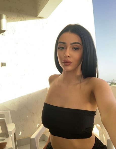 nidakhan onlyfans free content