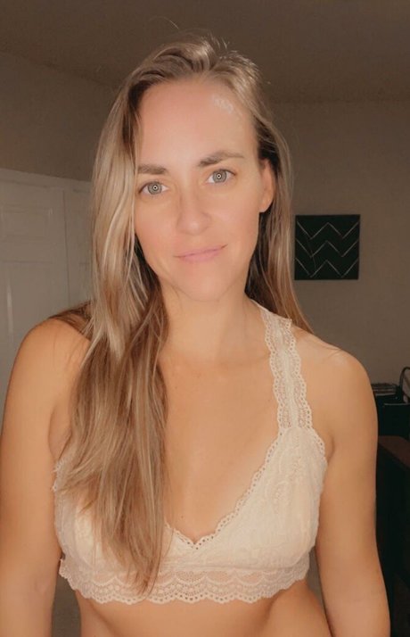 BikiniSquats new onlyfans leaks