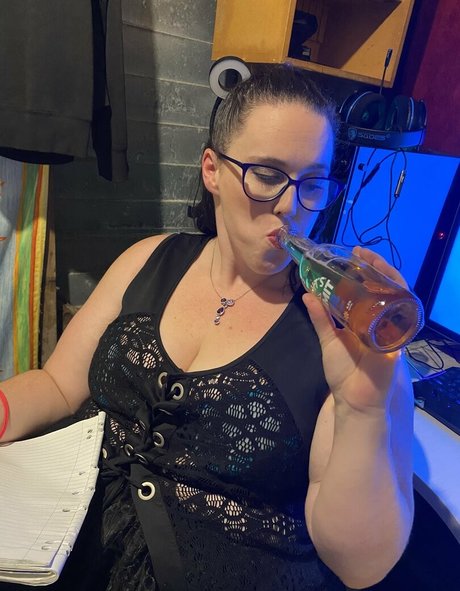 dirtymisstresspaige only fans naked