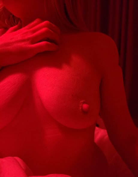 actualgoodgirl onlyfans nude