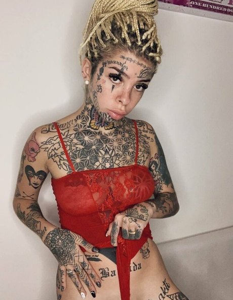 nicoleauclairfree onlyfans model photos