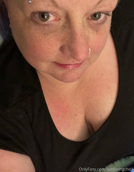 sunlovingchick onlyfans hot