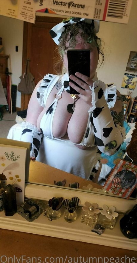 autumnpeaches onlyfans archives