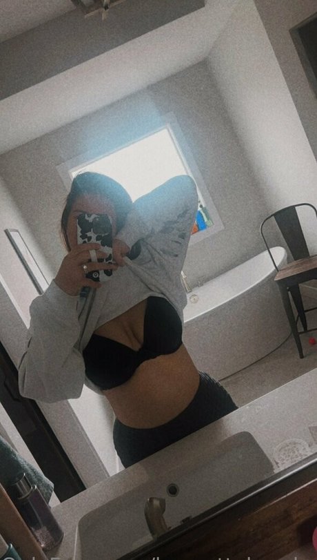 brunettebombshell13 nude porn onlyfans