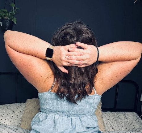 Michele Moon onlyfans leajs