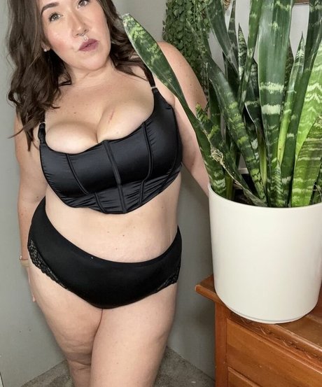 Michele Moon onlyfans lesk