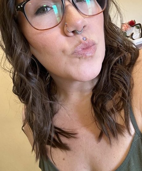 Michele Moon naked onlyfans leaks