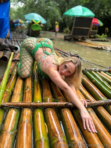 therealjuicy2 onlyfans leaked porn