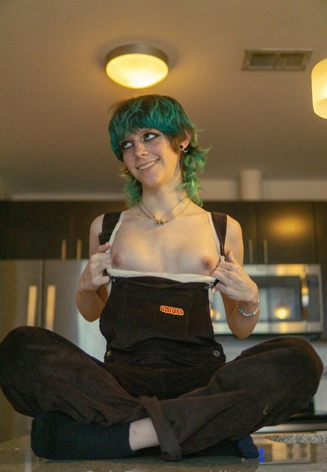 Dirty daisy83 fans only