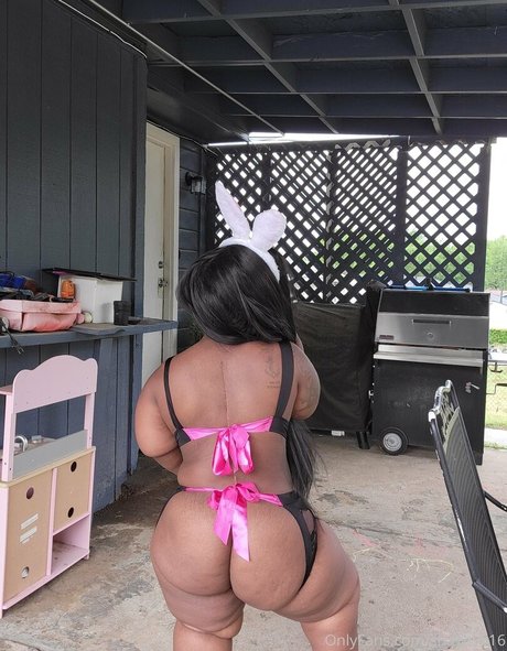 shawty816 onlyfans naked