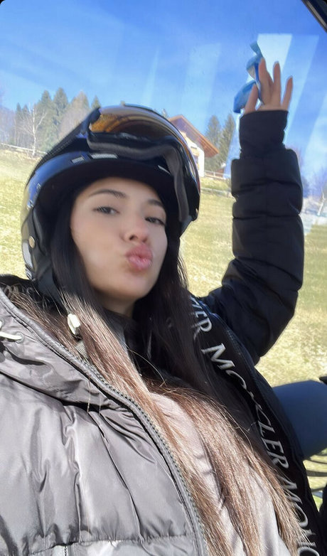 Paola Maria onlyfans nude