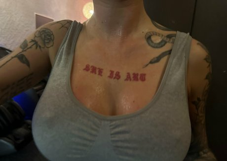 kkrystal galtry onlyfans topless