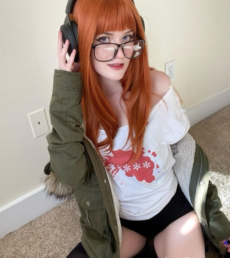 HazelFig nude leak onlyfans