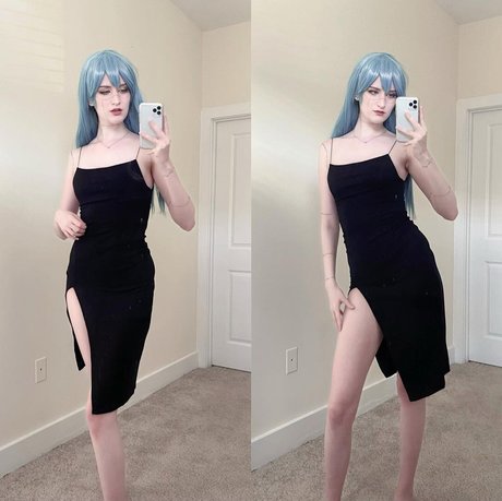 HazelFig onlyfans posts