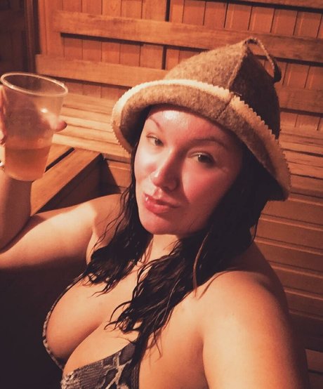 Dasha Kovalenko onlyfans.