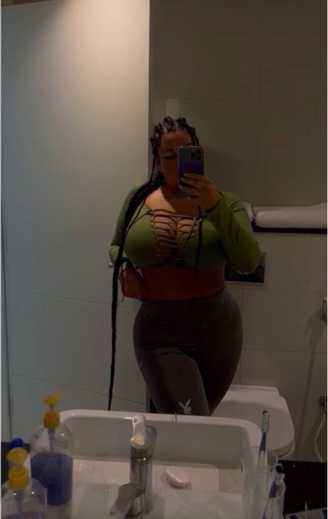 Mila Pink onlyfans leak fuck