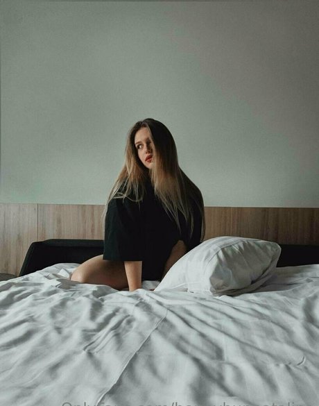 Talisnova onlyfans model photos