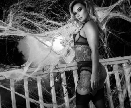 Danielle Harris onlyfans pics