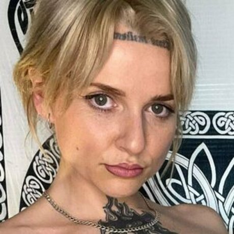 lavenderquinn naked onlyfans leaked