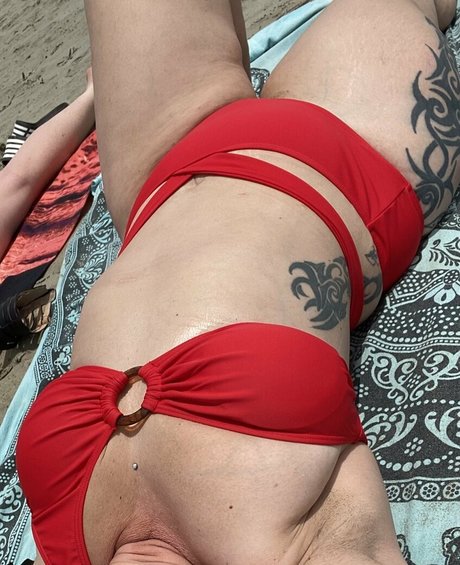 venusxheart onlyfans ass