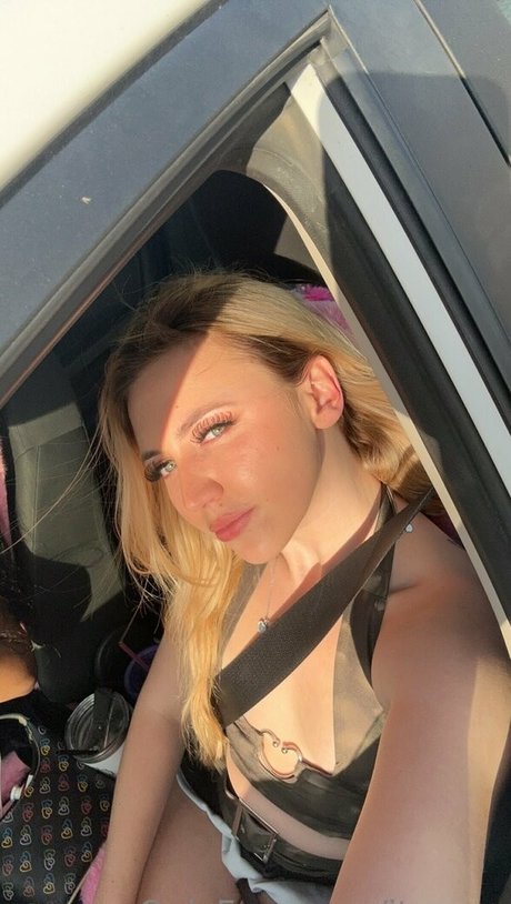 itszaza only fans nudes