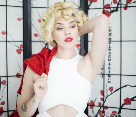 mrsunivrse onlyfans picture