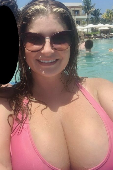 Ashley Bridges onlyfans leakes