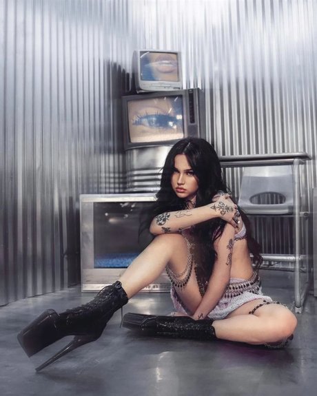 Maggie Lindemann onlyfans free