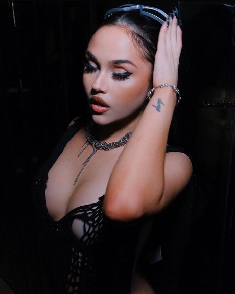 Maggie Lindemann porn onlyfans