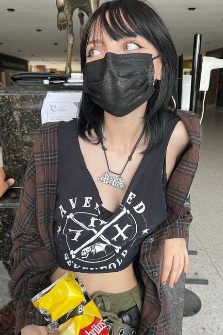 Valerya Salinas leaked onlyfans