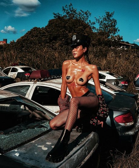 Lara Fan nude onlyfans pics