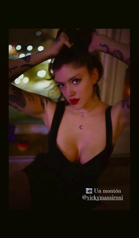 Vicky Massironi onlyfans leakd