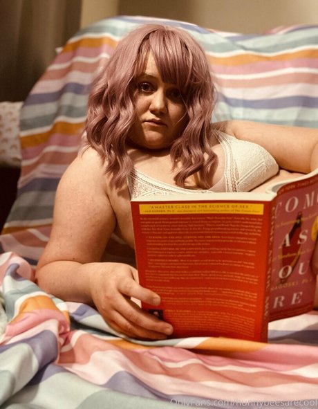 hunnybeesarecool on onlyfans