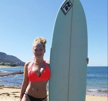 Anja Nissen onlyfans topless