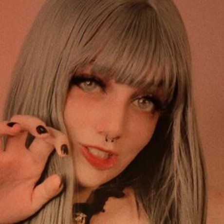 Samantha Ludvig sexy onlyfans