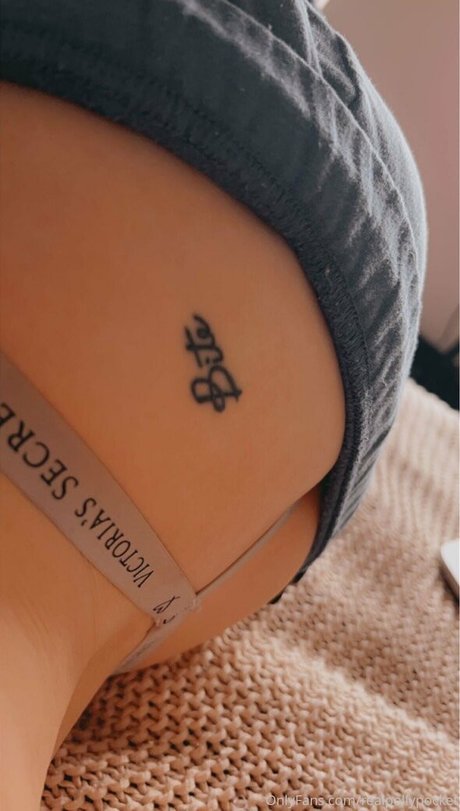 realpollypocket onlyfans public photos